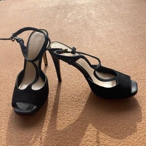 Jessica Simpson Black Peep-Toe Heels